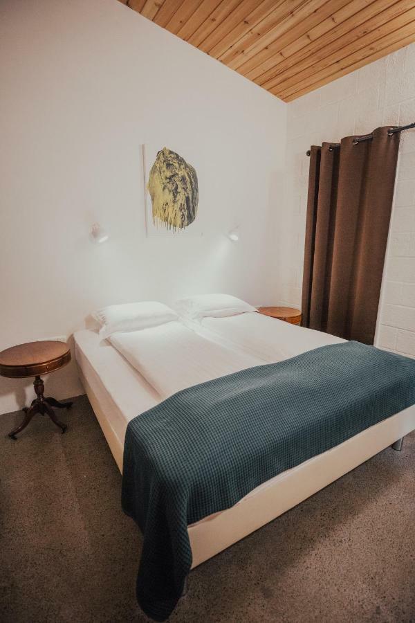 Birkilauf Hotel Myvatn Bagian luar foto